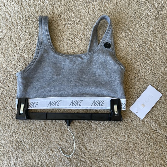 Nike women’s soft bra classic Grey Small - Picture 3 of 8